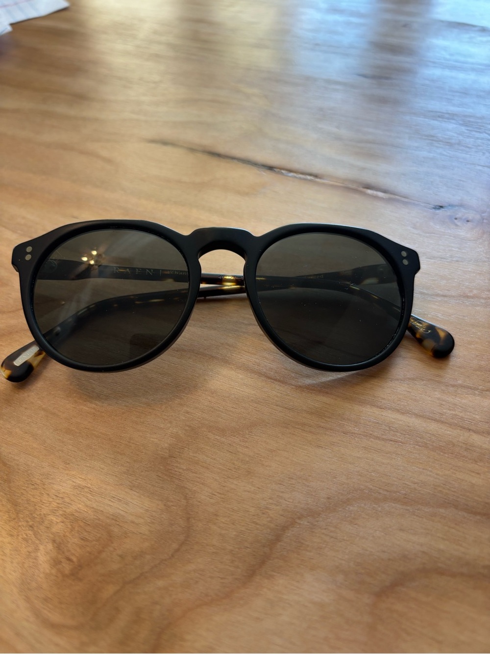 Raen Remmy Sunglasses 49 like new